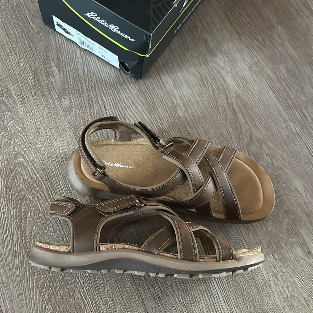 Eddie Bauer sandals - Picture 2 of 4